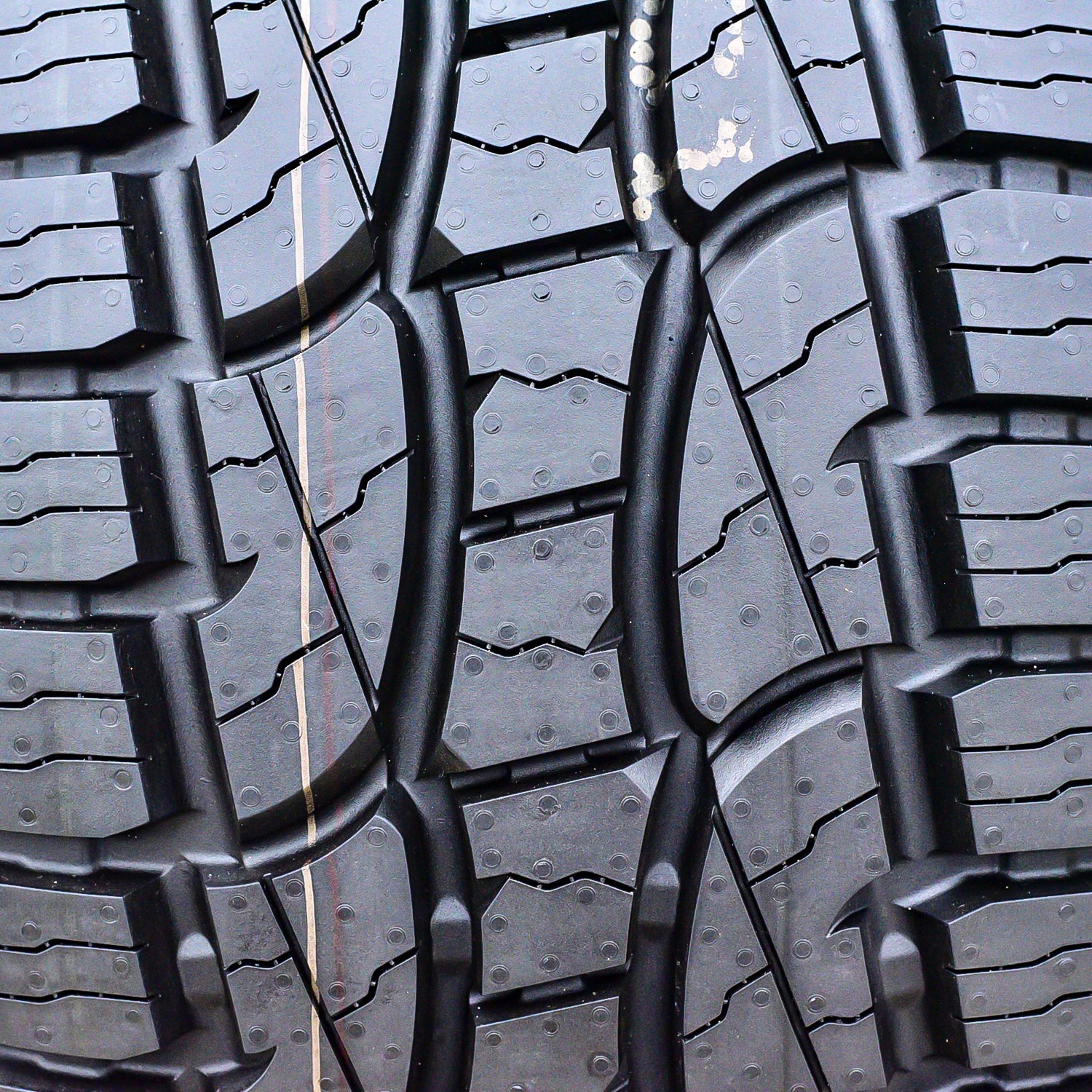 2 Crosswind by LingLong A/T 285/70R17 121/118S D 8 Ply Tires 50k Mi Warranty