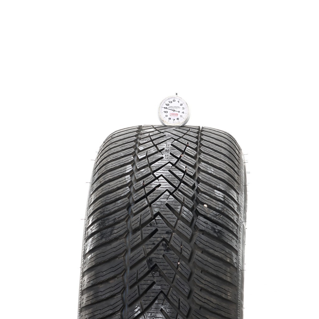 Set of (4) Used 235/65R17 Nokian Encompass AW02 108H – 9.5-11/32