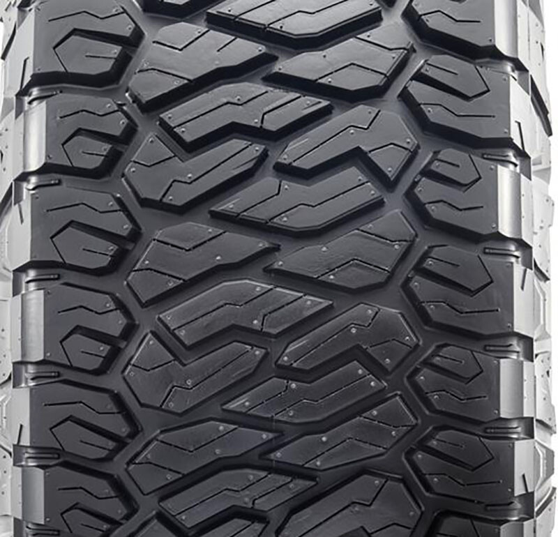 4 New Maxxis Razr At-811 – Lt295x70r18 Tires 2957018 295 70 18
