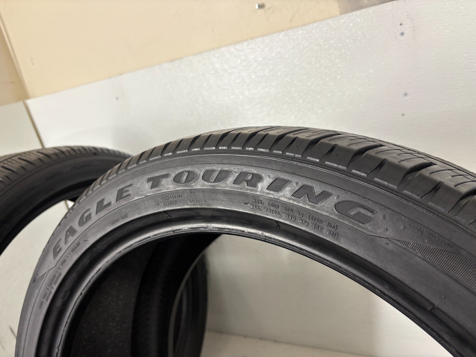 NO SHIPPING ONLY LOCAL PICK UP Set 4 Tires 275 40 22 Goodyear Eagle Touring