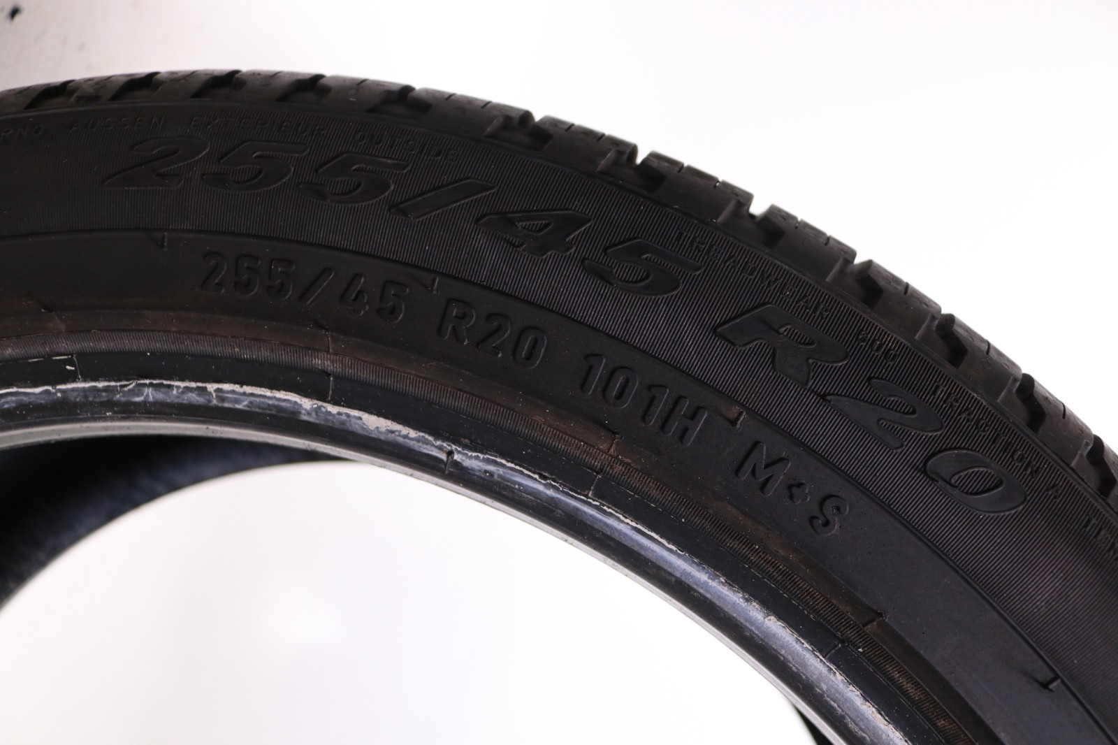 Set of 2 Used 255/45R20 Pirelli Scorpion Verde AO – 101H – 8.5-9.5/32