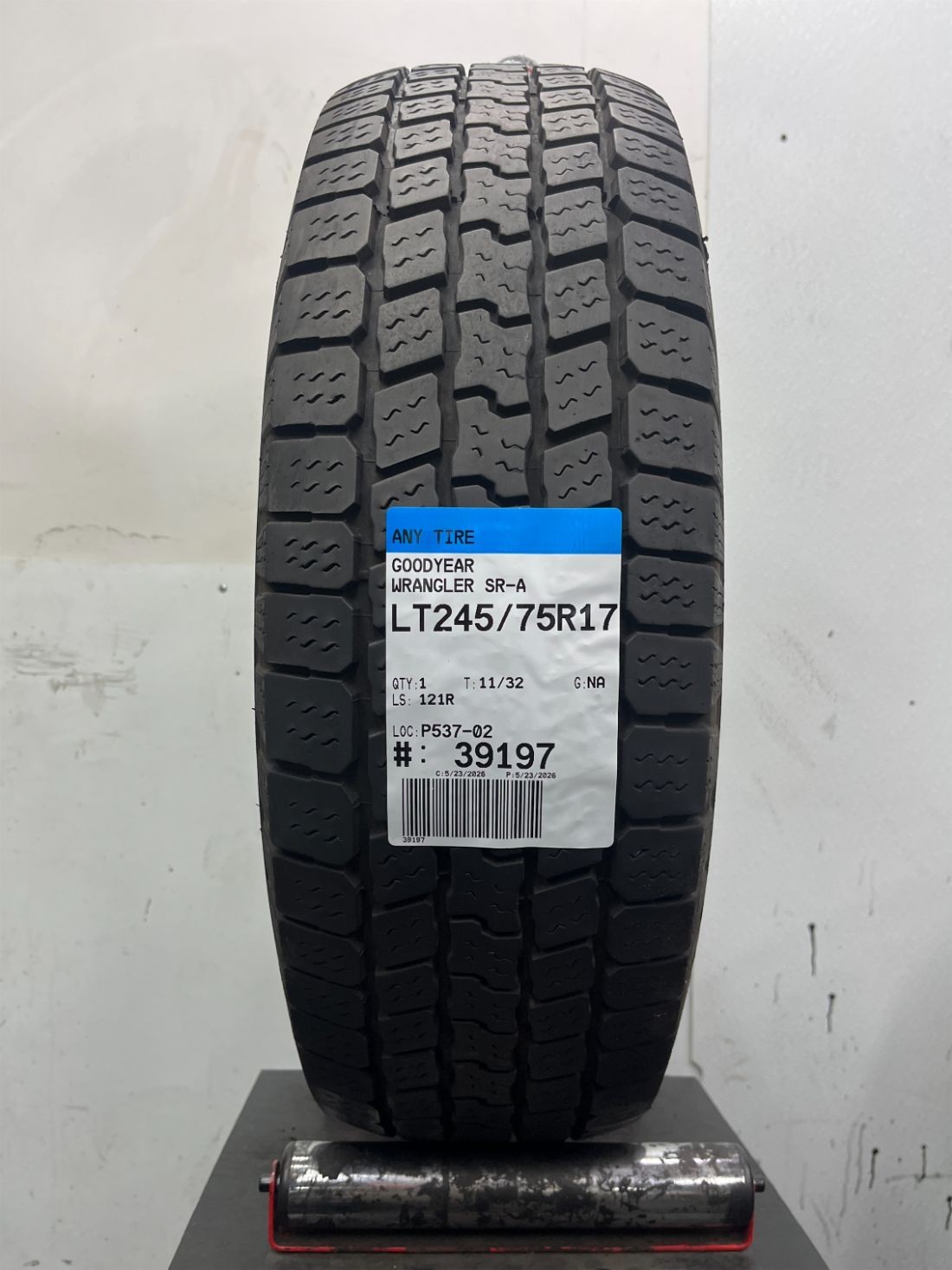 1 Used LT245/75R17 Goodyear Wrangler SR-A 121 R – 11/32