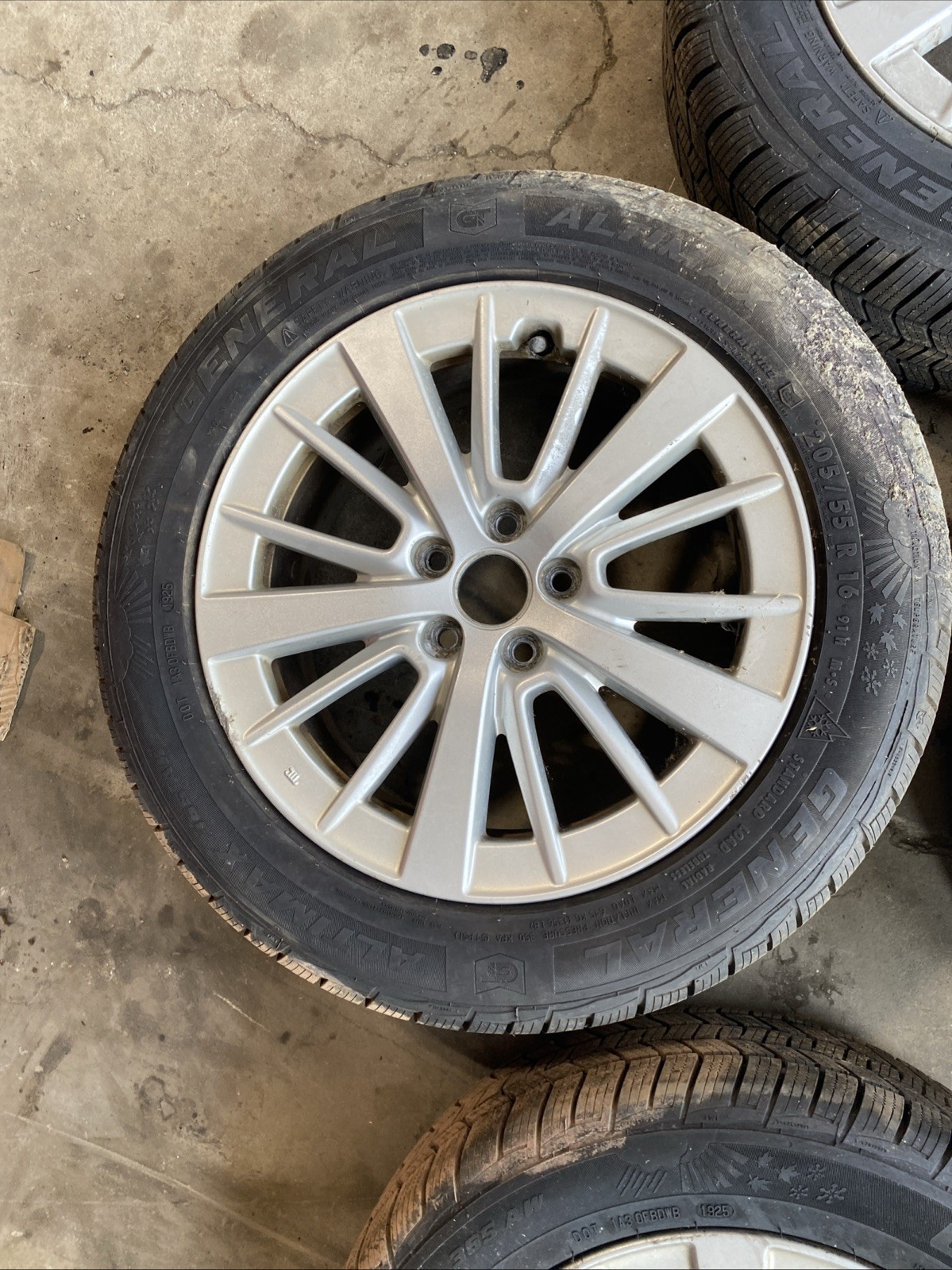 2017 2018 2019 Subaru Impreza Hatch Back Wagon Altimax 205 55 R16 91H Tire Rim