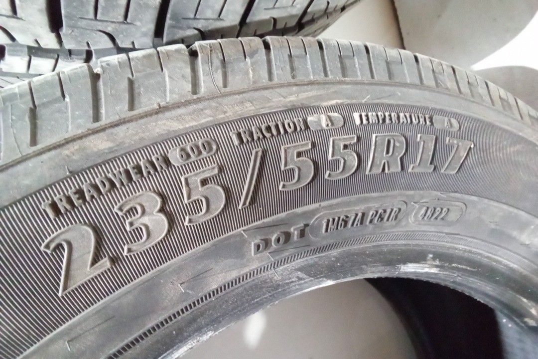 Pair of 2 Used 235/55R17 Goodyear Reliant All Season Tires w/ 7/32 Tread