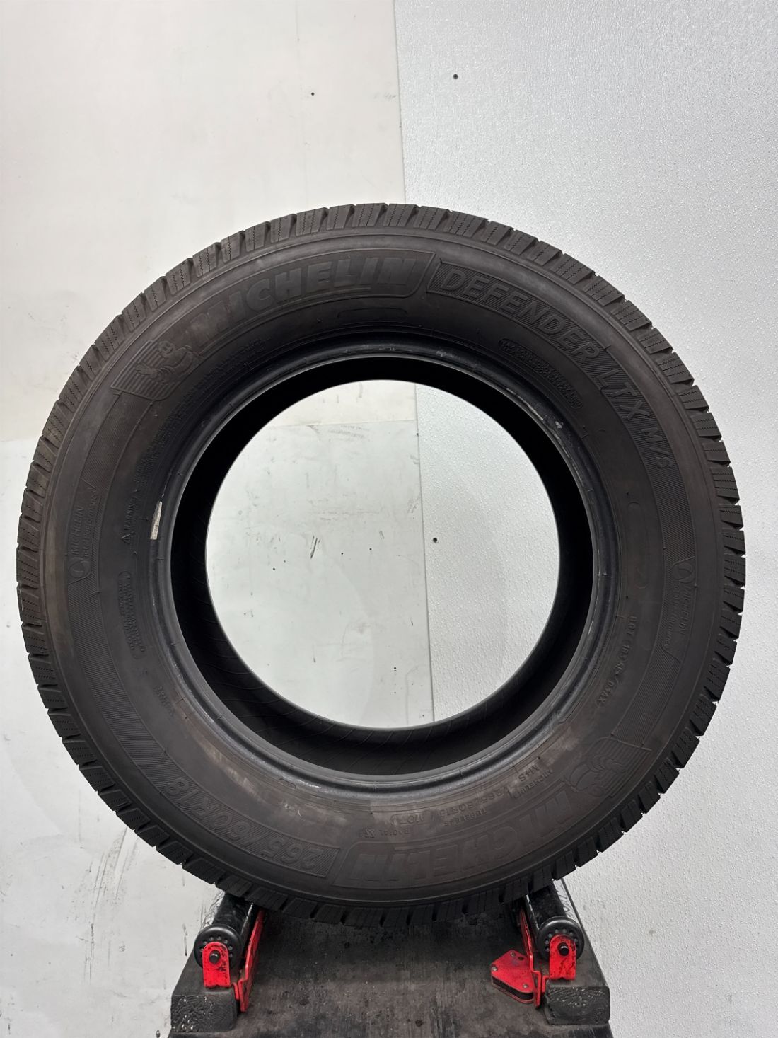 Used P265/60R18 Michelin Defender LTX MS 110 T – 9/32