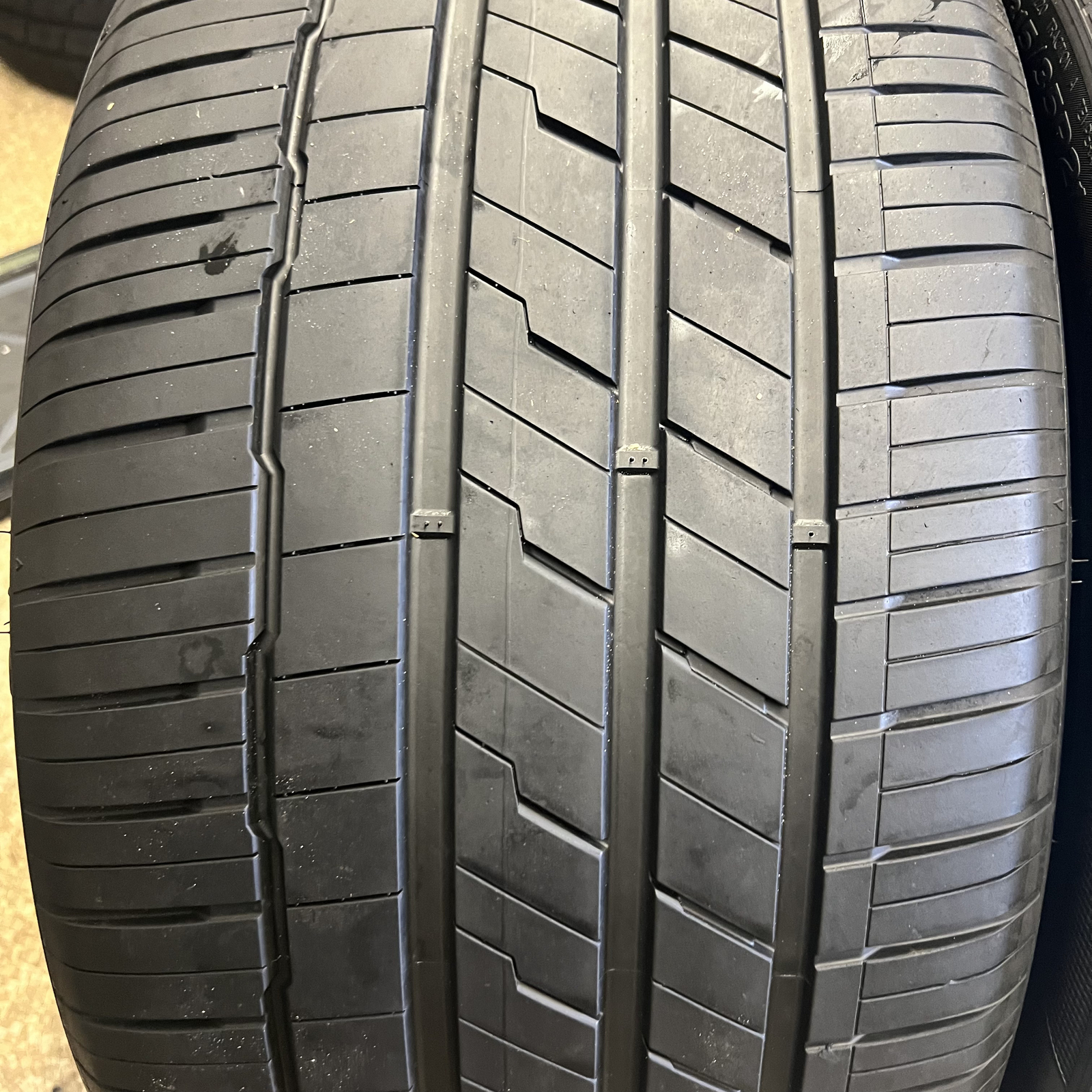 Set Of 4 Tires LikeNew Hankook Ventus S1 Evo3 SUV HRS BMW 275/40R21 & 315/35R21