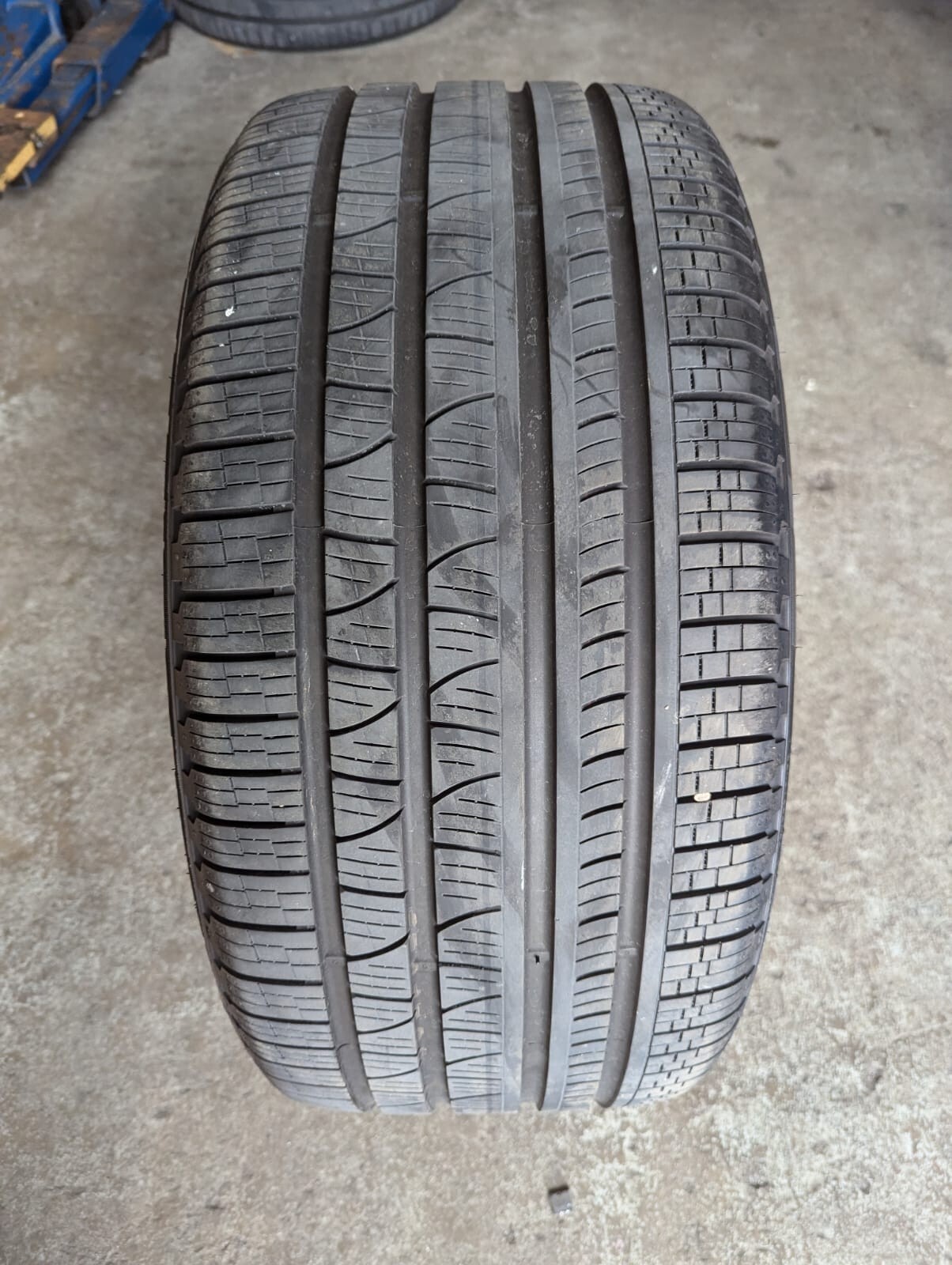 295/40R20 (106V) Pirelli Scorpion Verde All Season N-0 Single Tire