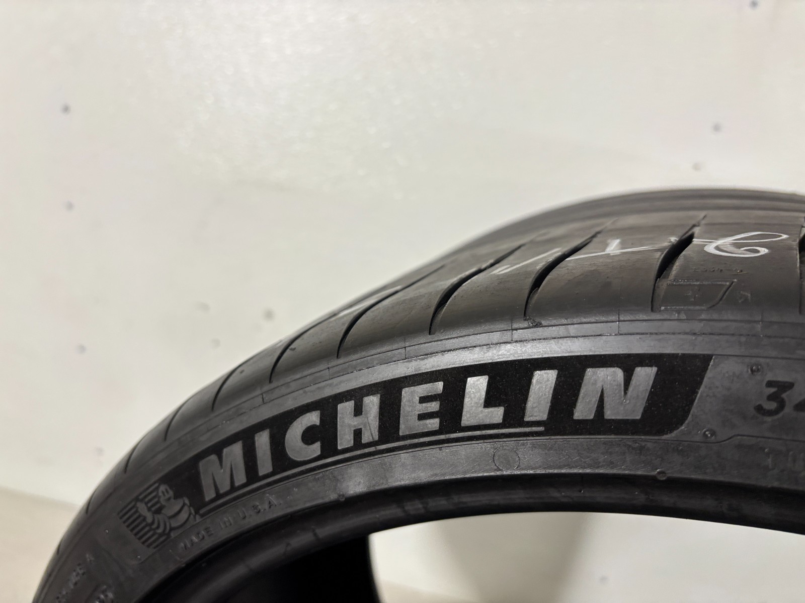 NO SHIPPING ONLY LOCAL PICK UP 2 Tires 345 25 21 Michelin Pilot Sport 4 S ZP RFT