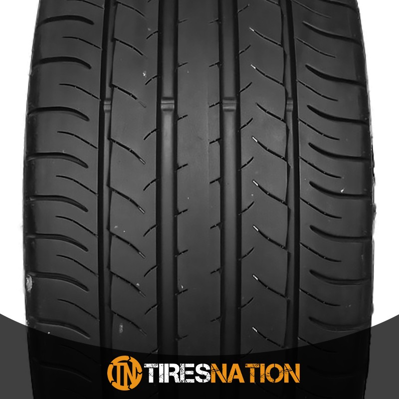 (1) DUNLOP SP SPORT MAXX 050 255/35R18 90Y Tires