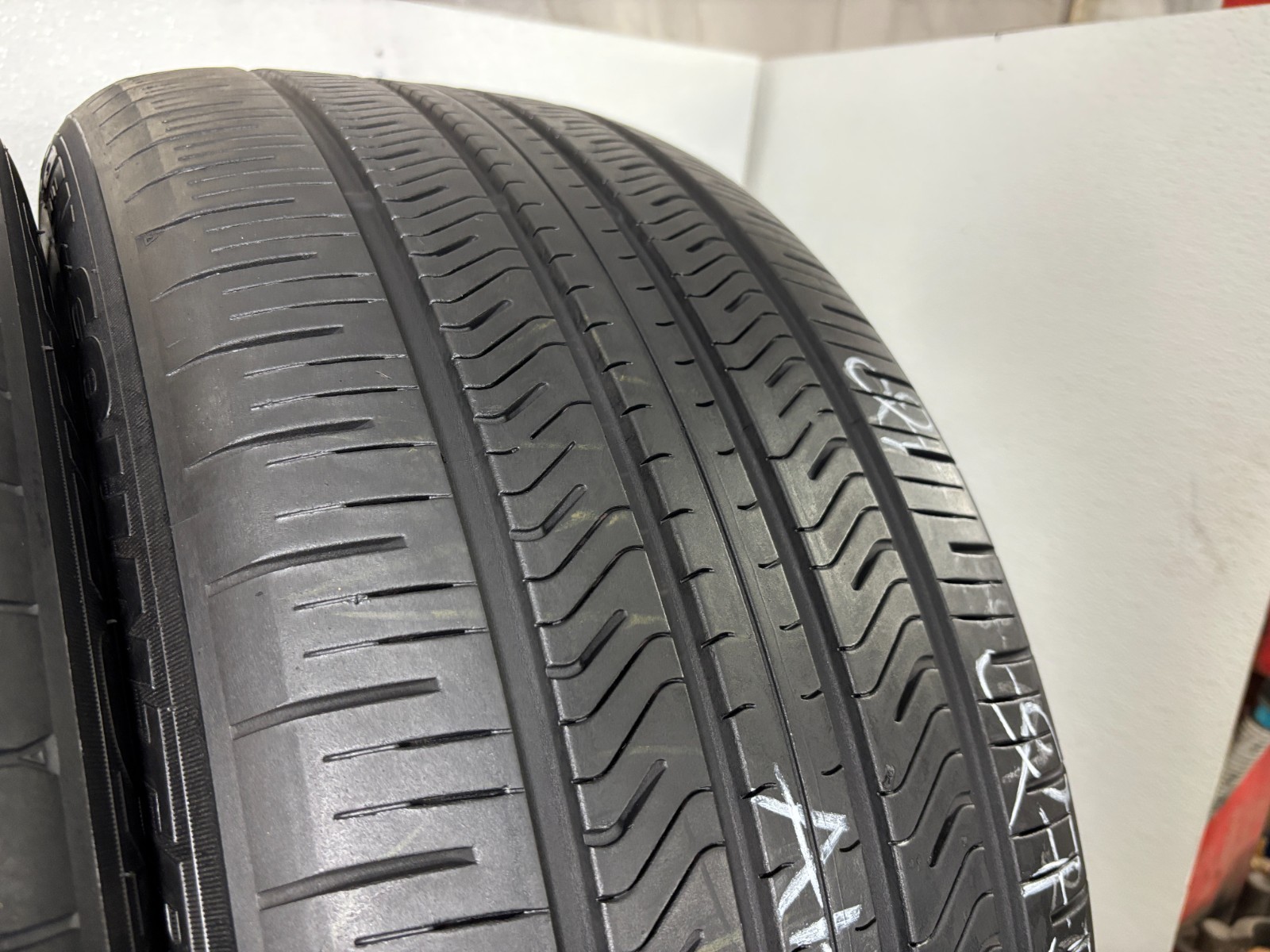 NO SHIPPING ONLY LOCAL PICK UP 2 Tires 275 45 21 Toyo Open Country A50