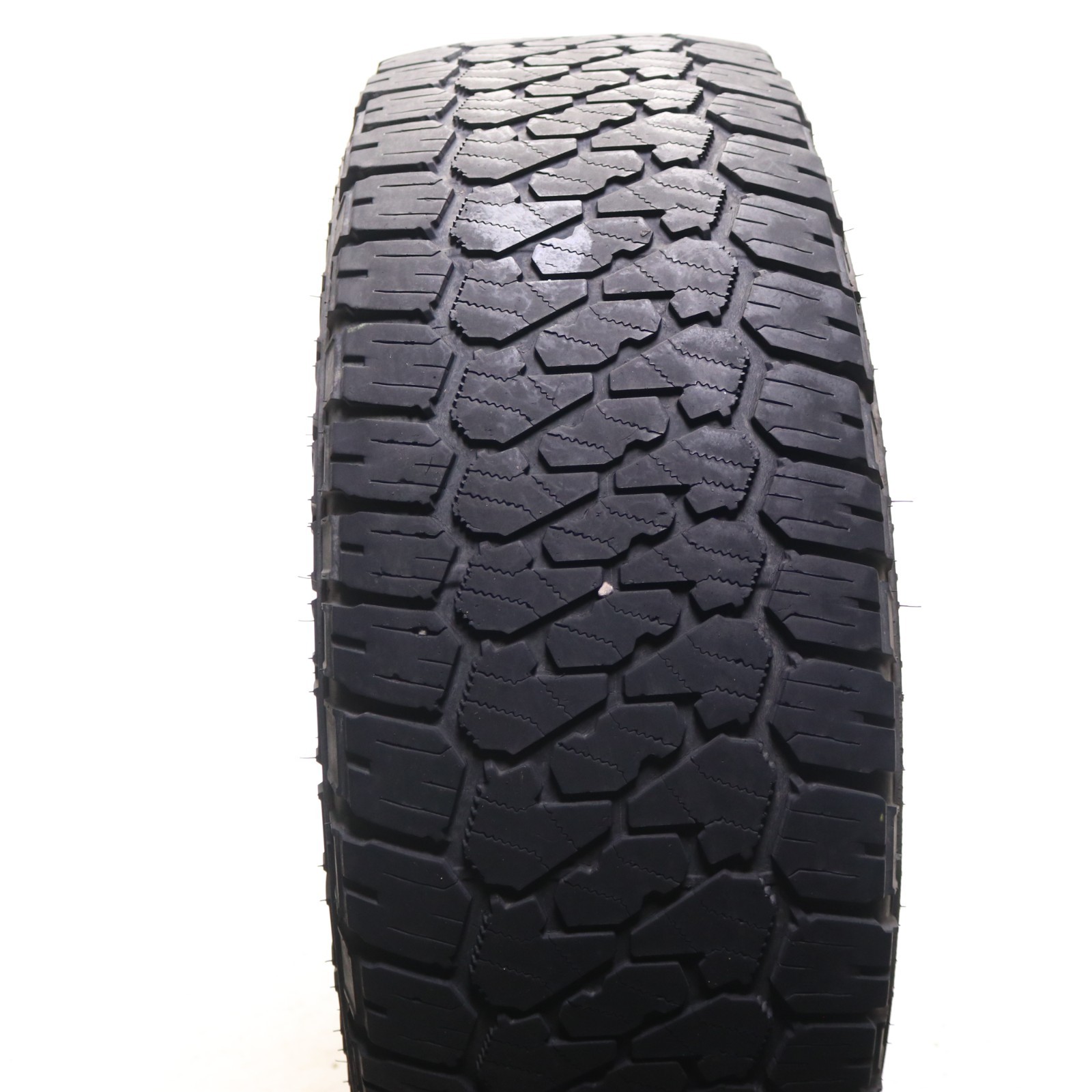 Used LT 275/70R18 Firestone Destination X/T – 125/122S – 4.5/32