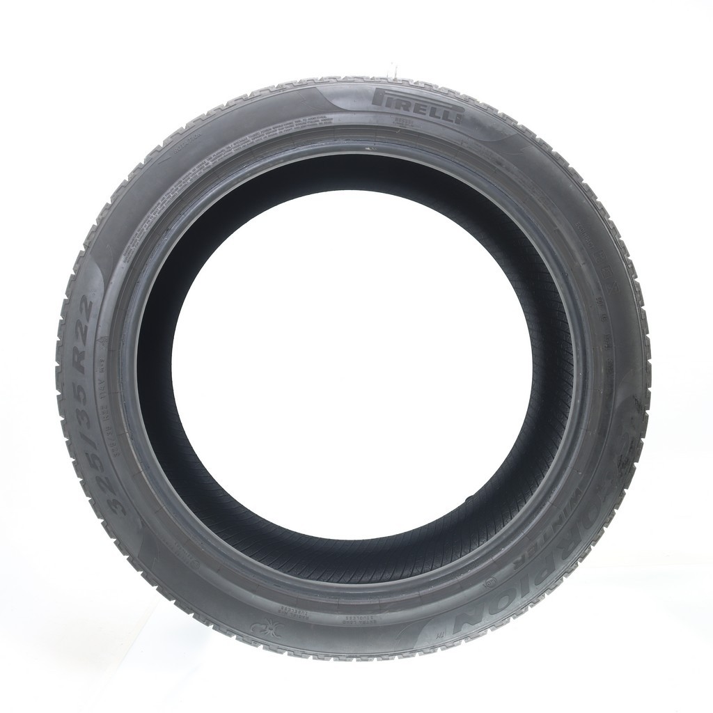 Used 325/35R22 Pirelli Scorpion Winter MO1 114V – 8.5/32