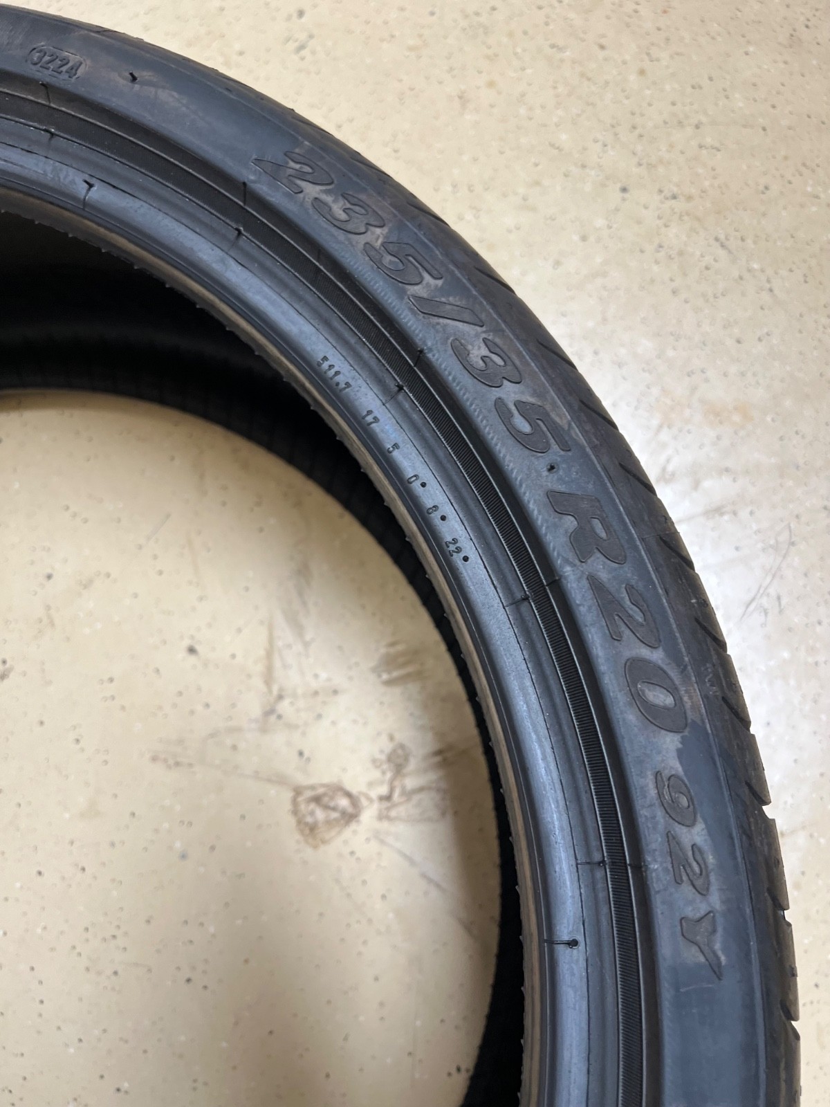 1 – NEW 235/35R20 XL (92Y) Pirelli P Zero (J) Jaguar OEM – 7109