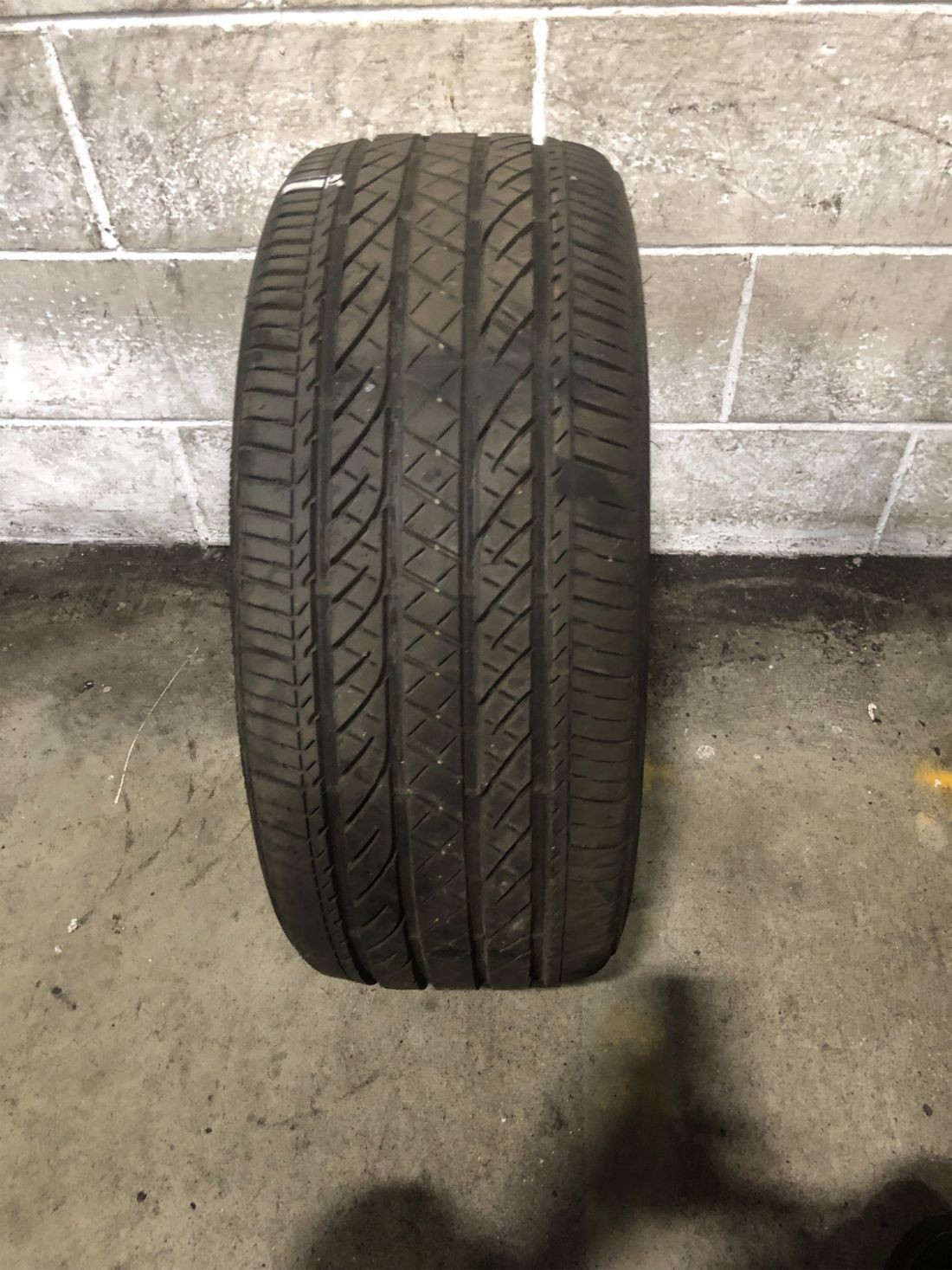 1x P225/40R18 Bridgestone Potenza RE97 AS 7/32 92 H Used Tire 2254018