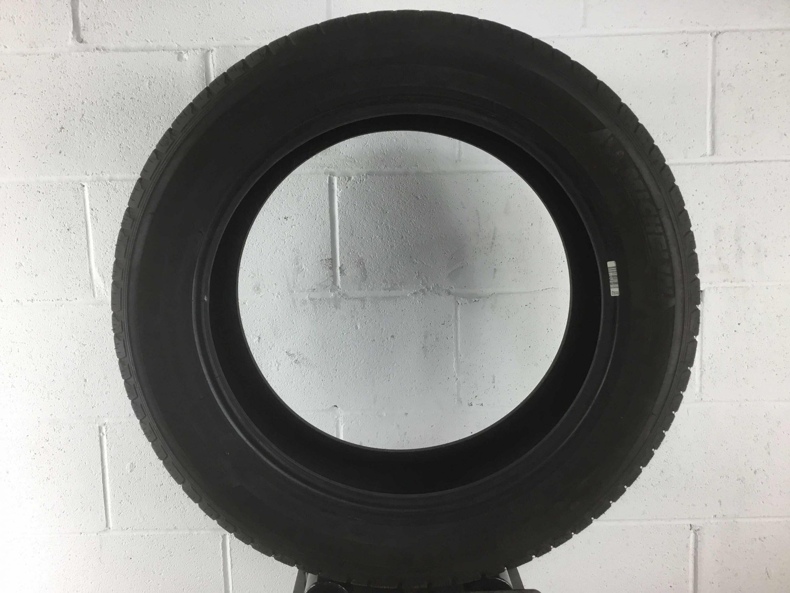 P235/50R18 Michelin Latitude Tour HP 97 V Used 6/32nds