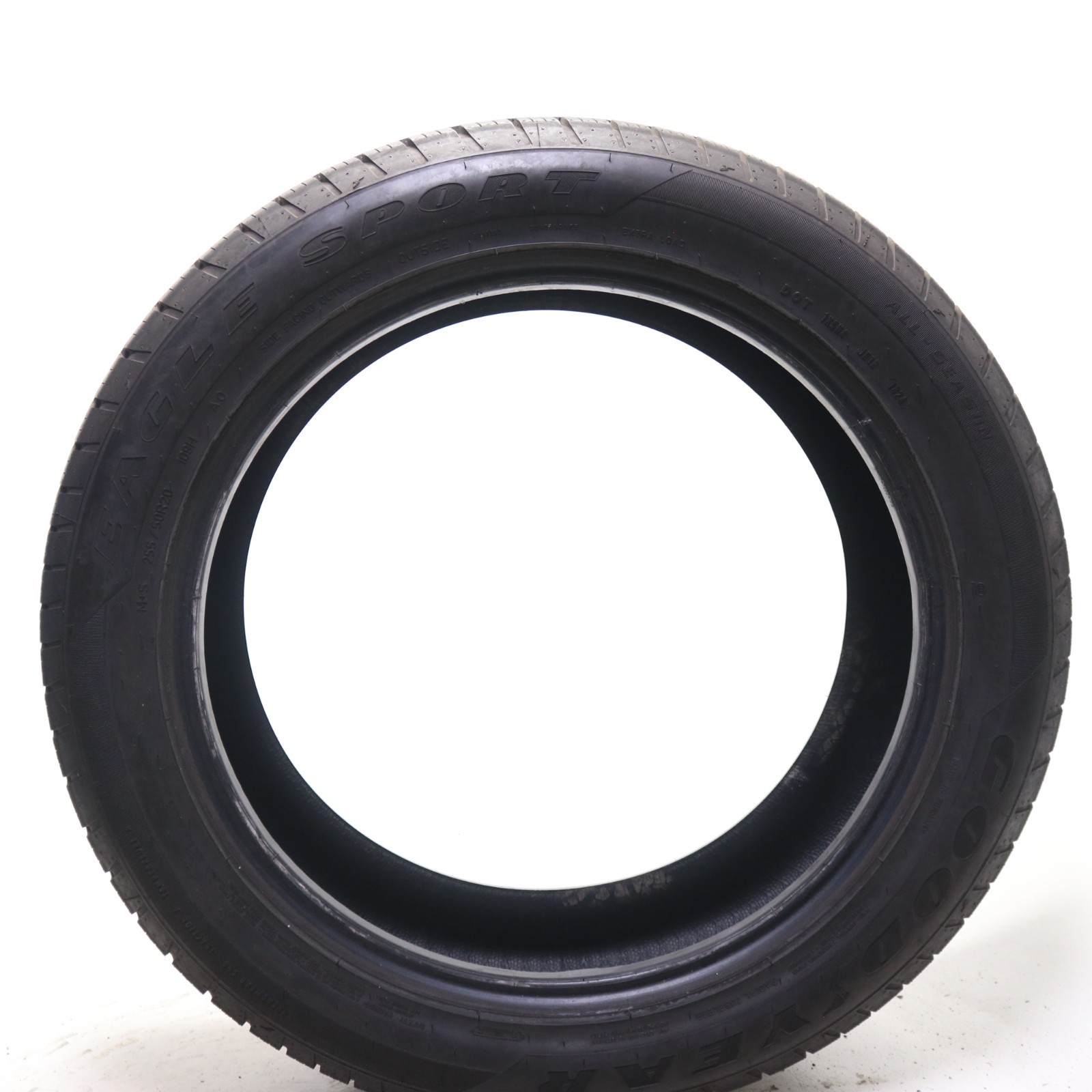 Used 255/50R20 Goodyear Eagle Sport AO – 109H – 9.5/32 No Repairs