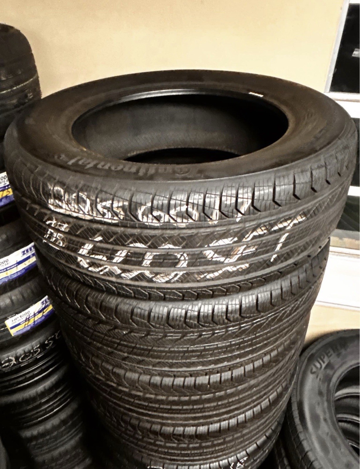 SET OF 4 LIKE NEW USED 225/60R17 CONTINENTAL PROCONTACT GX 98T