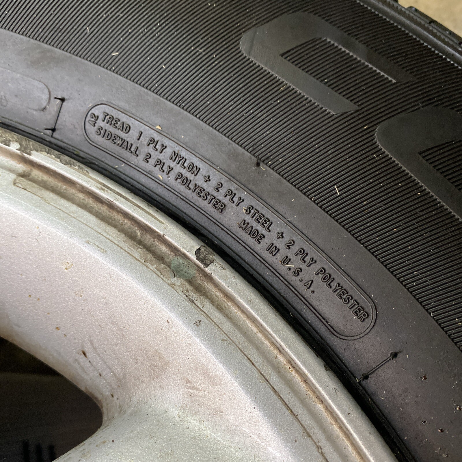 Used 255/65R16 Cooper Adventurer H/T 2000 Nissan Pathfinder Rim spare tire