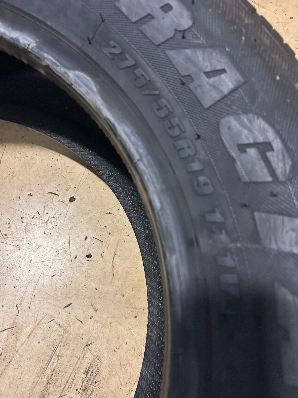 2 NOS FEDERAL COURAGIA F/X BSW P 275 55 19 111V HIGHWAY TIRE 40GI9A