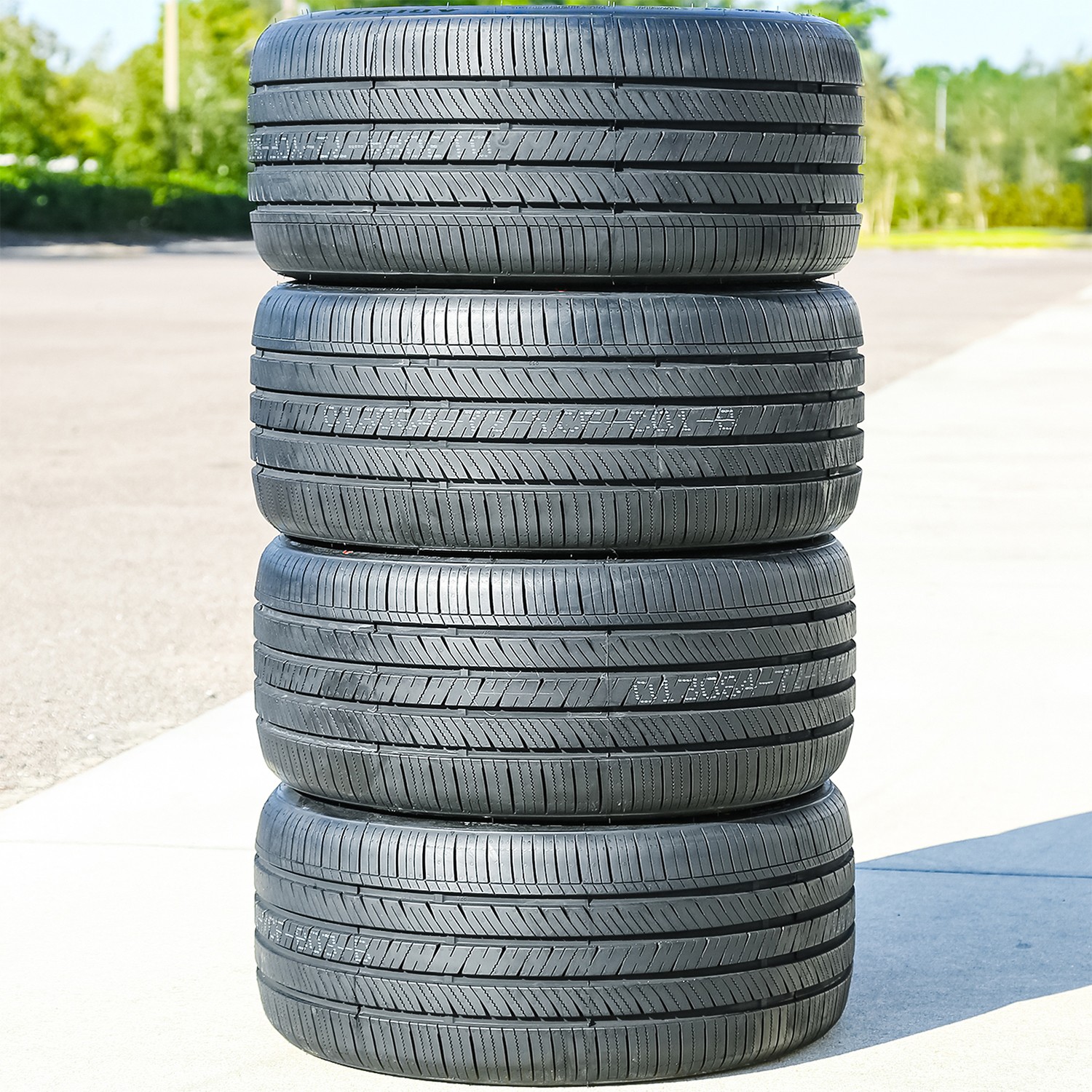 2 Arisun Aggressor ZS03 255/45ZR20 255/45R20 105W XL AS A/S High Performance