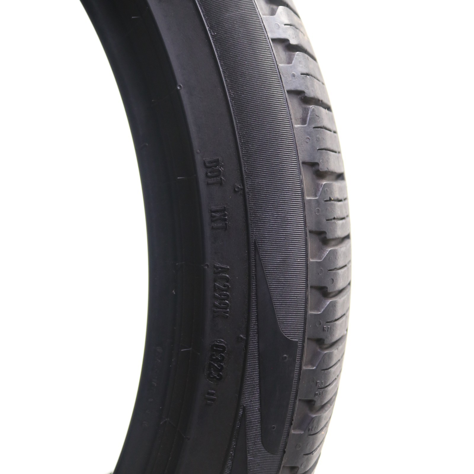 Used 265/40R21 Pirelli Scorpion Verde NEO – 101V – 6/32 No Repairs