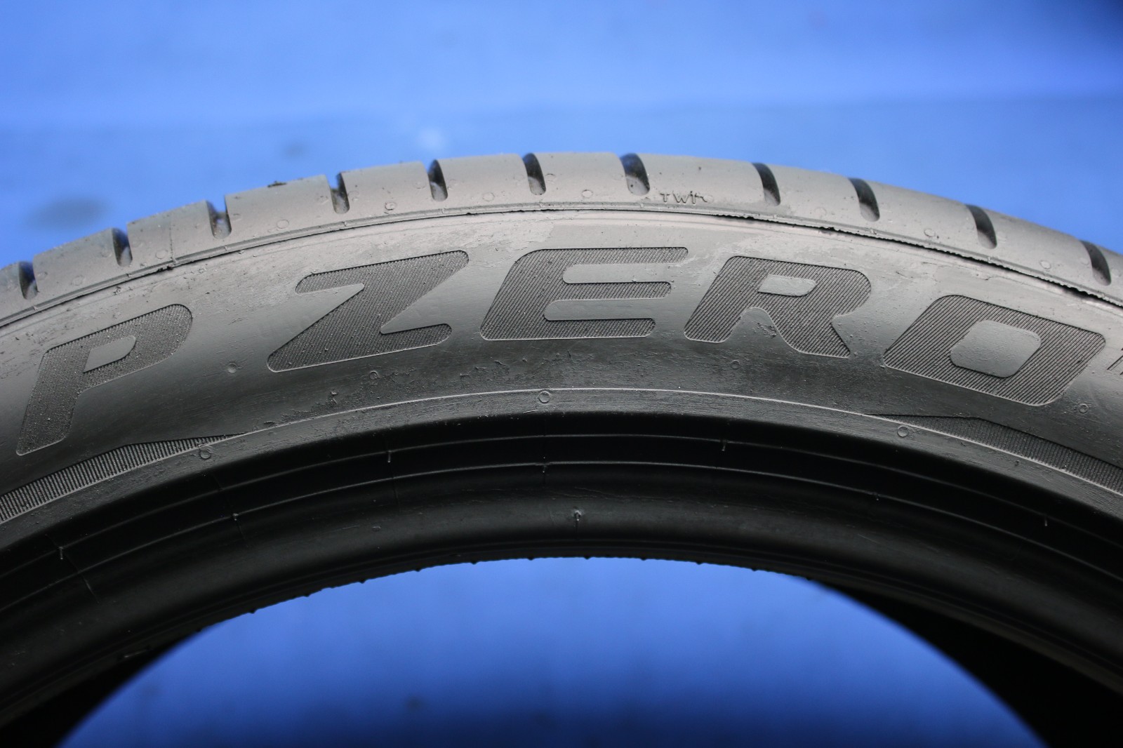 2 Used Pirelli Pzero ★ RSC RFT PZ4 315/35R21 315/35/21 3153521 111Y