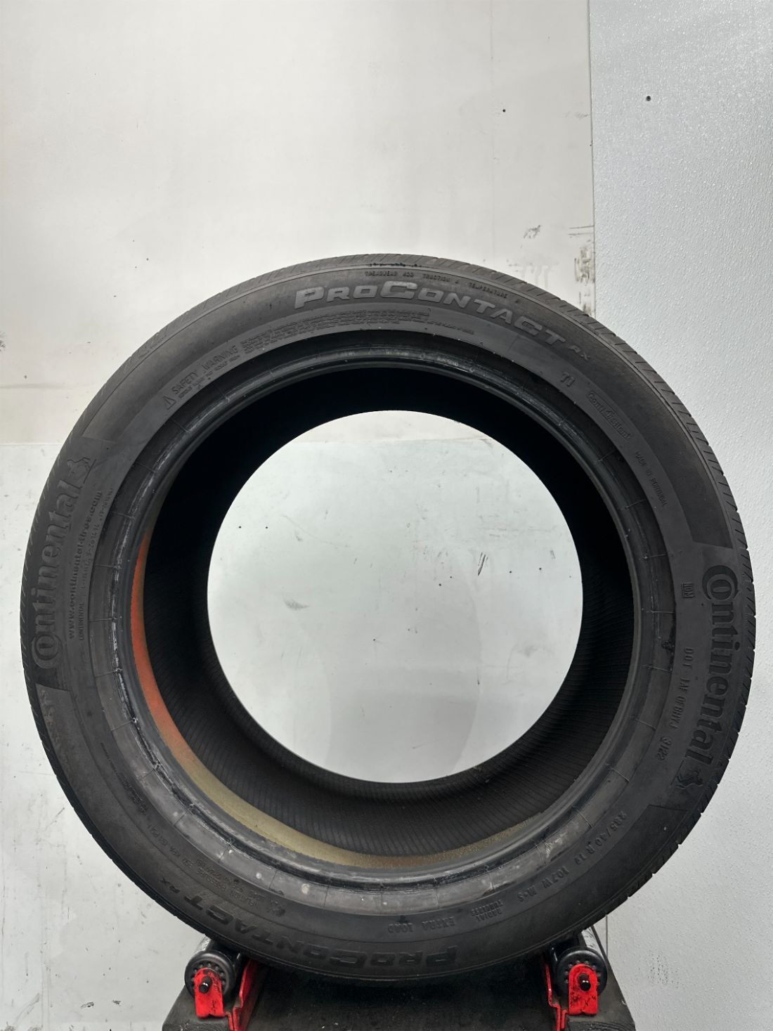 Used P285/40R19 Continental ProContact RX 107 W – 8/32