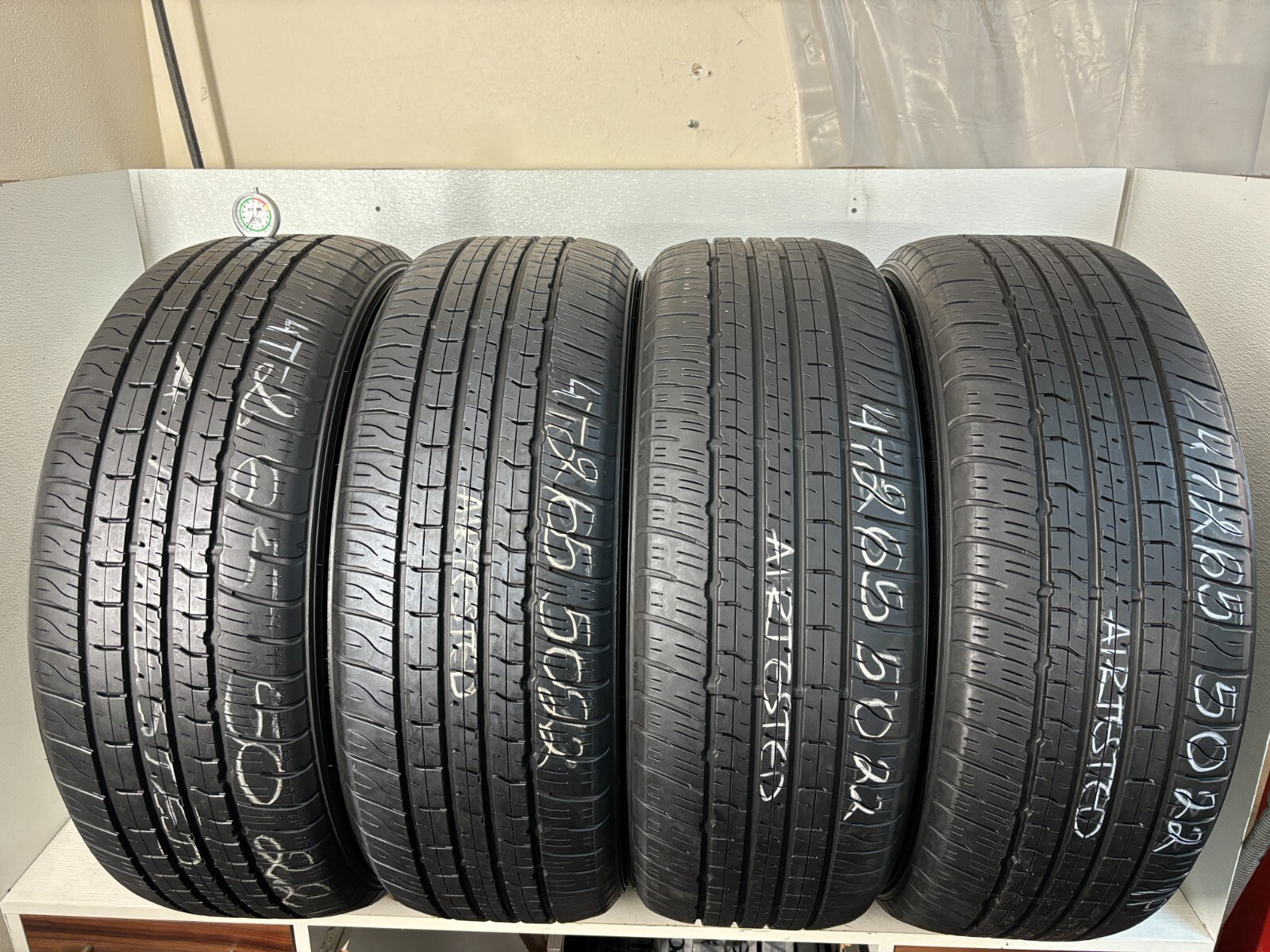 NO SHIPPING ONLY LOCAL PICK UP Set 4 Tires 265 50 22 Dunlop Grandtrek PT5A