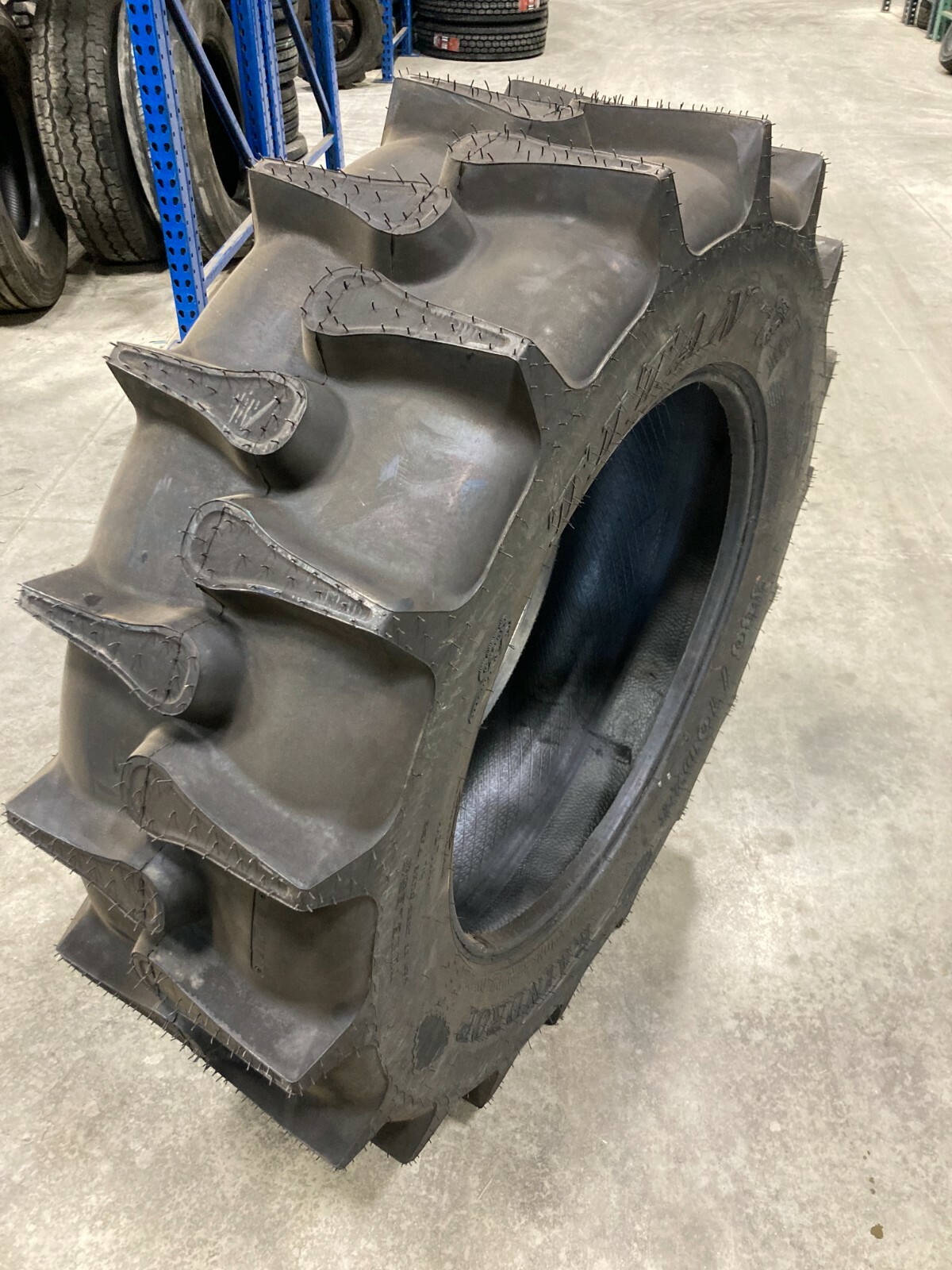 1 New Tire 14.9 28 Titan Raindrop Irrigation Non Directional Tubeless 380/70D28