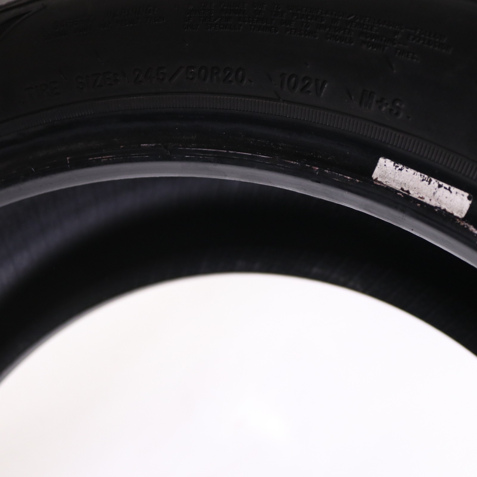 Set of 4 Used 245/50R20 Goodyear Assurance MaxLife – 102V 9.5-10.5/32 No Repairs