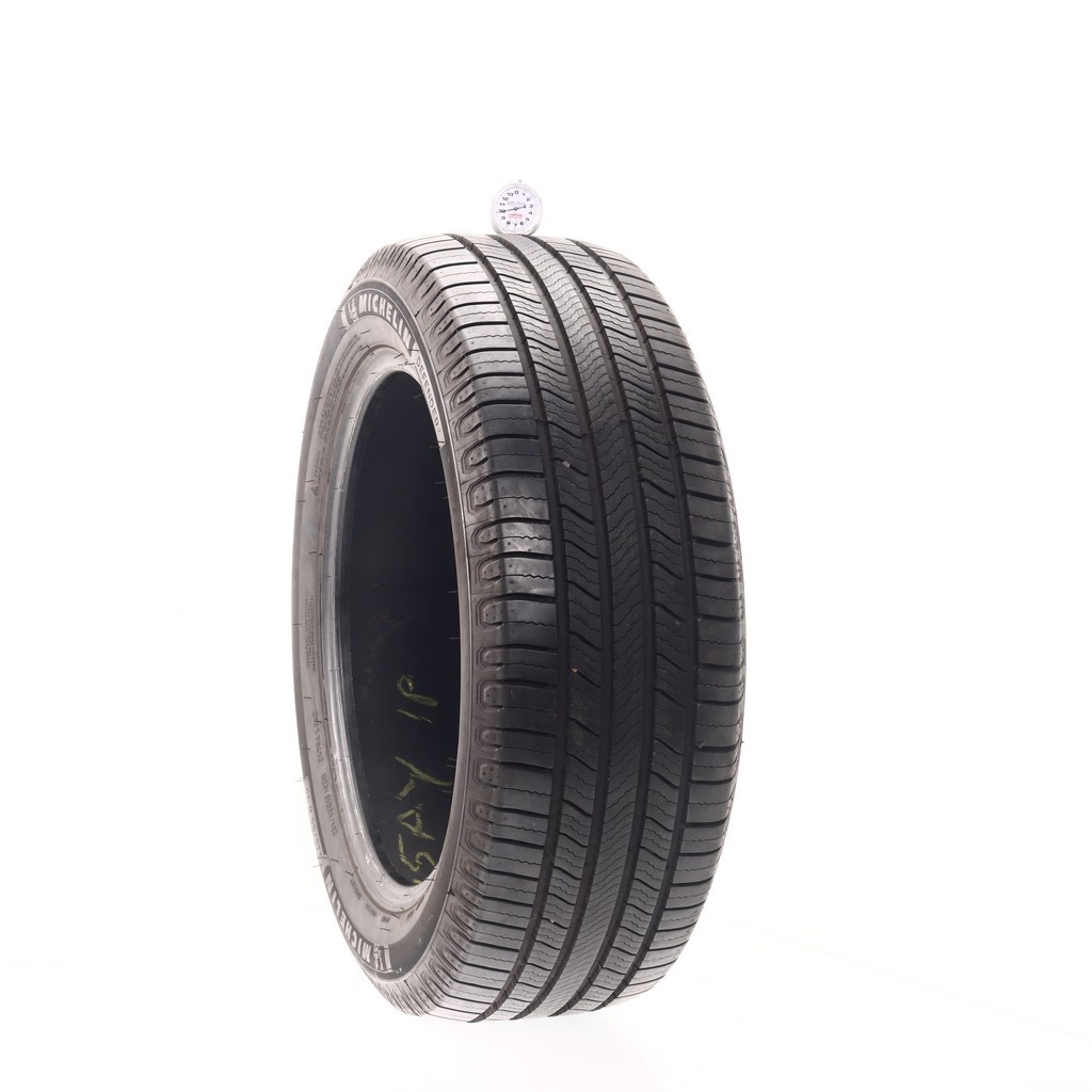 Set of (4) Used 235/55R19 Michelin Defender 2 105H – 9-10/32
