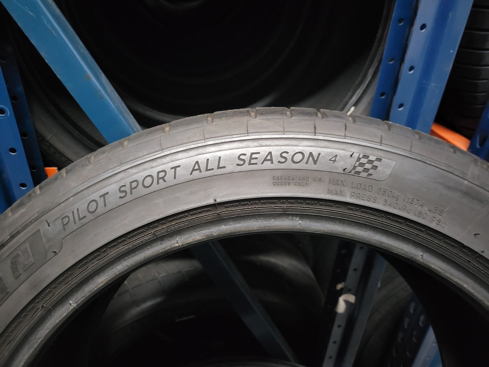 2 SUPER NICE 245/45/19 MICEHLIN PILOT SPORT ALL SEASON 4 245/45ZR19 102Y 8.5/32