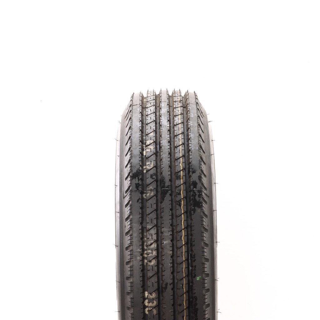 New LT 7.5R16 Kumho KRS02a 122/121L