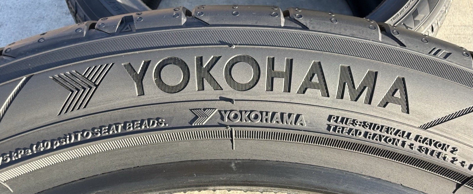 Set of FOUR BRAND NEW 265/35ZR18 (97Y) Yokohama ADVAN Sport V107 Tires 2653518