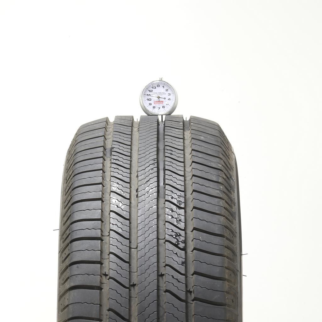 Set of (4) Used 235/65R17 Michelin Defender 2 104H – 9.5-11/32