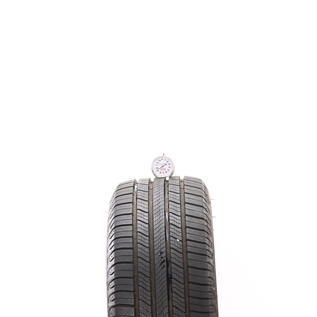 Set of (4) Used 225/60R17 Michelin Defender 2 99H – 8-9/32