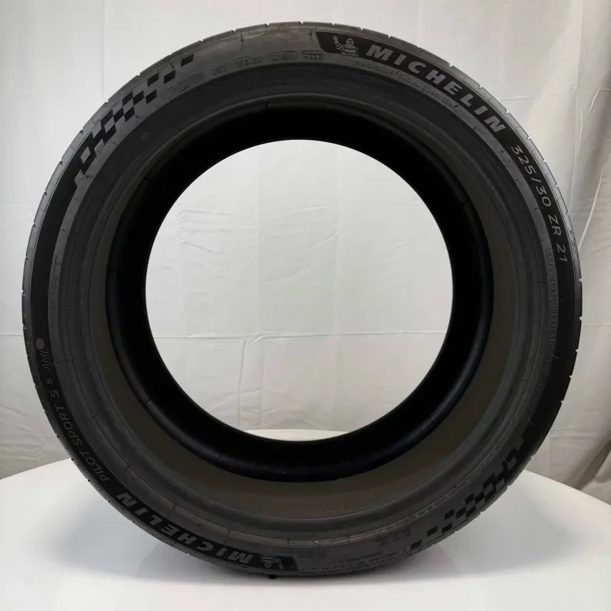 Used 325/30ZR21 Michelin Pilot Sport S 5 AML 108Y 4.5/32 (DOT 23)