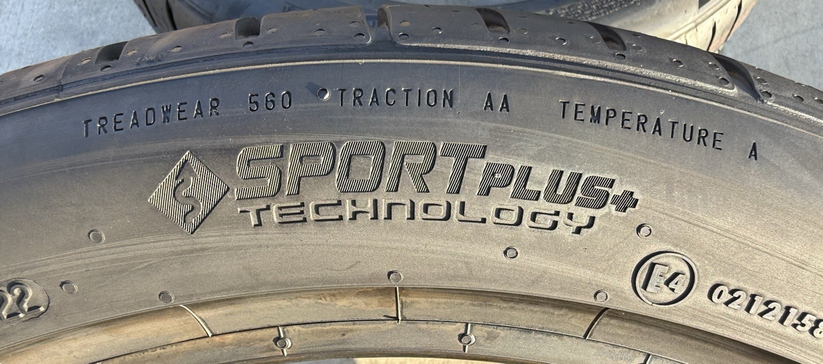 2 BRAND NEW 285/35ZR18 101Y Continental ExtremeContact DWS 06 Plus DWS06+ Tires