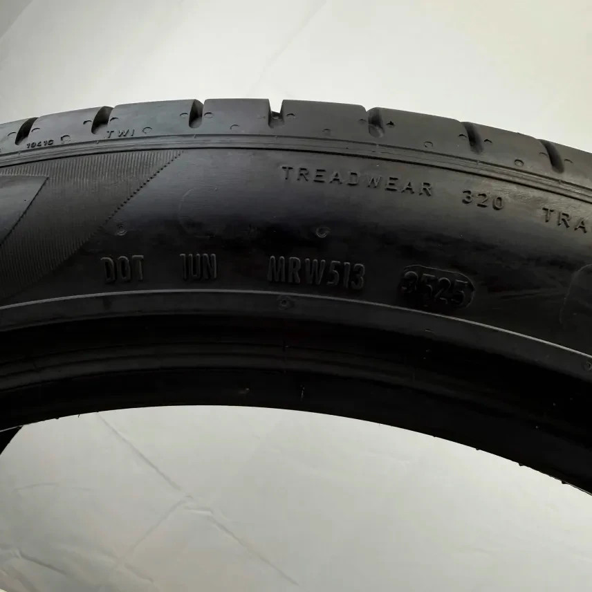 Used 315/35R21 Pirelli P Zero PZ4 Run Flat 111Y 7/32 (DOT 25)
