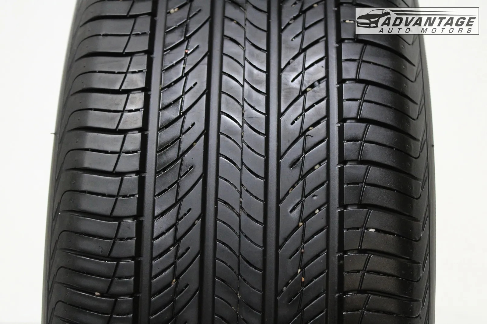 2024 CHEVROLET TRAX WHEEL TIRE HANKOOK 225/60 99H R17 17″ 8/32NDS SET OF 2 OEM