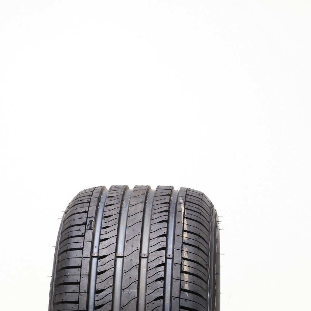 New 215/55R16 Starfire Solarus A/S 97H – 8.5/32