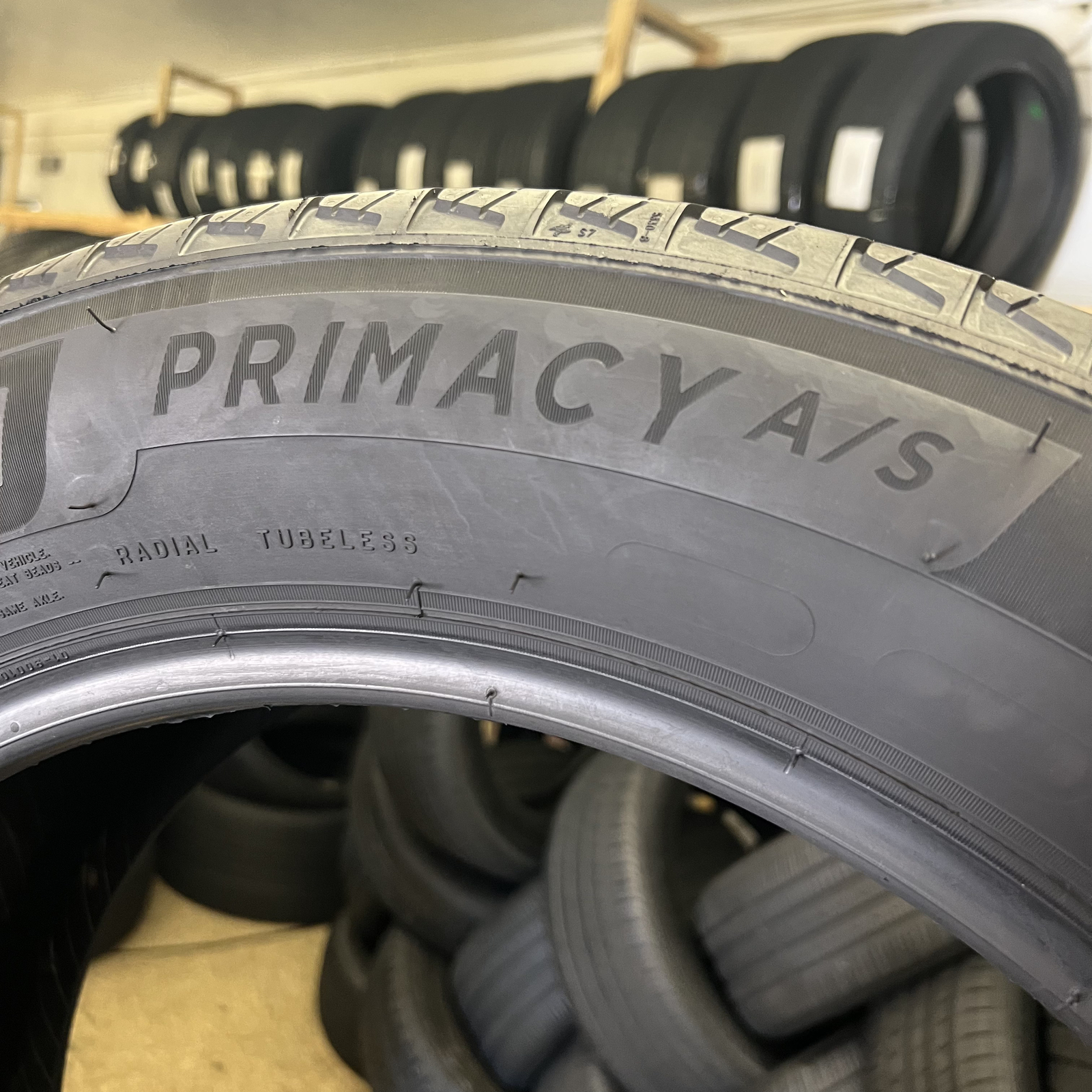 1 Tire LikeNEW Michelin Primacy A/S 235/55R19 235/55/19 101V
