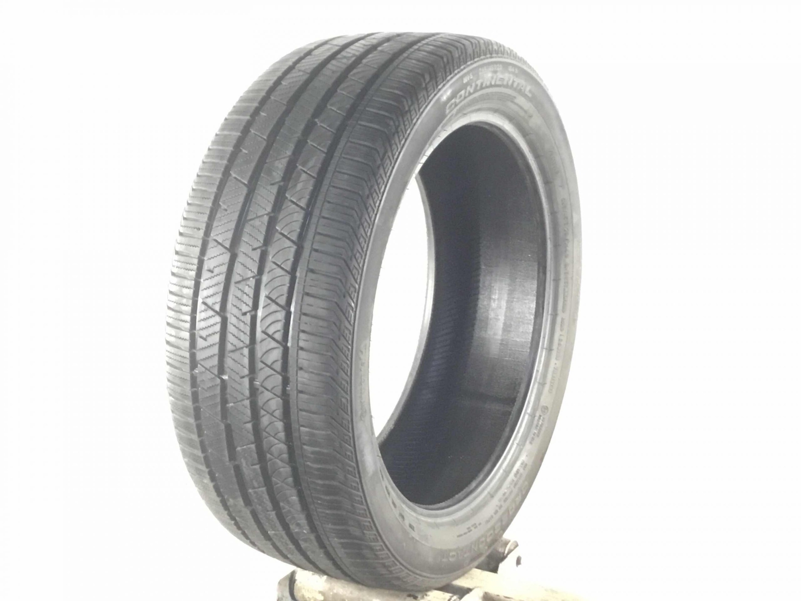 P265/45R20 Continental CrossContact LX Sport 104 H Used 8/32nds