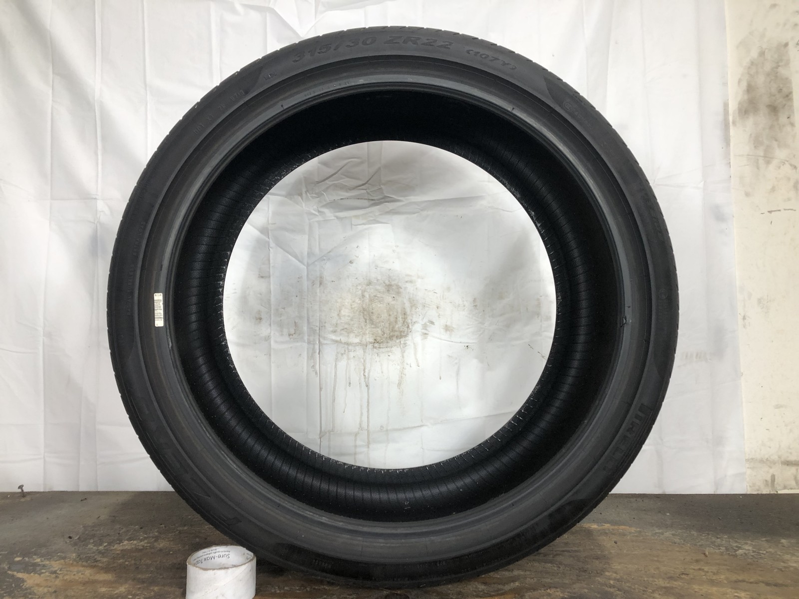 [1] Pirelli P Zero P315/30ZR22 315 30 22 Tire 9.0/32