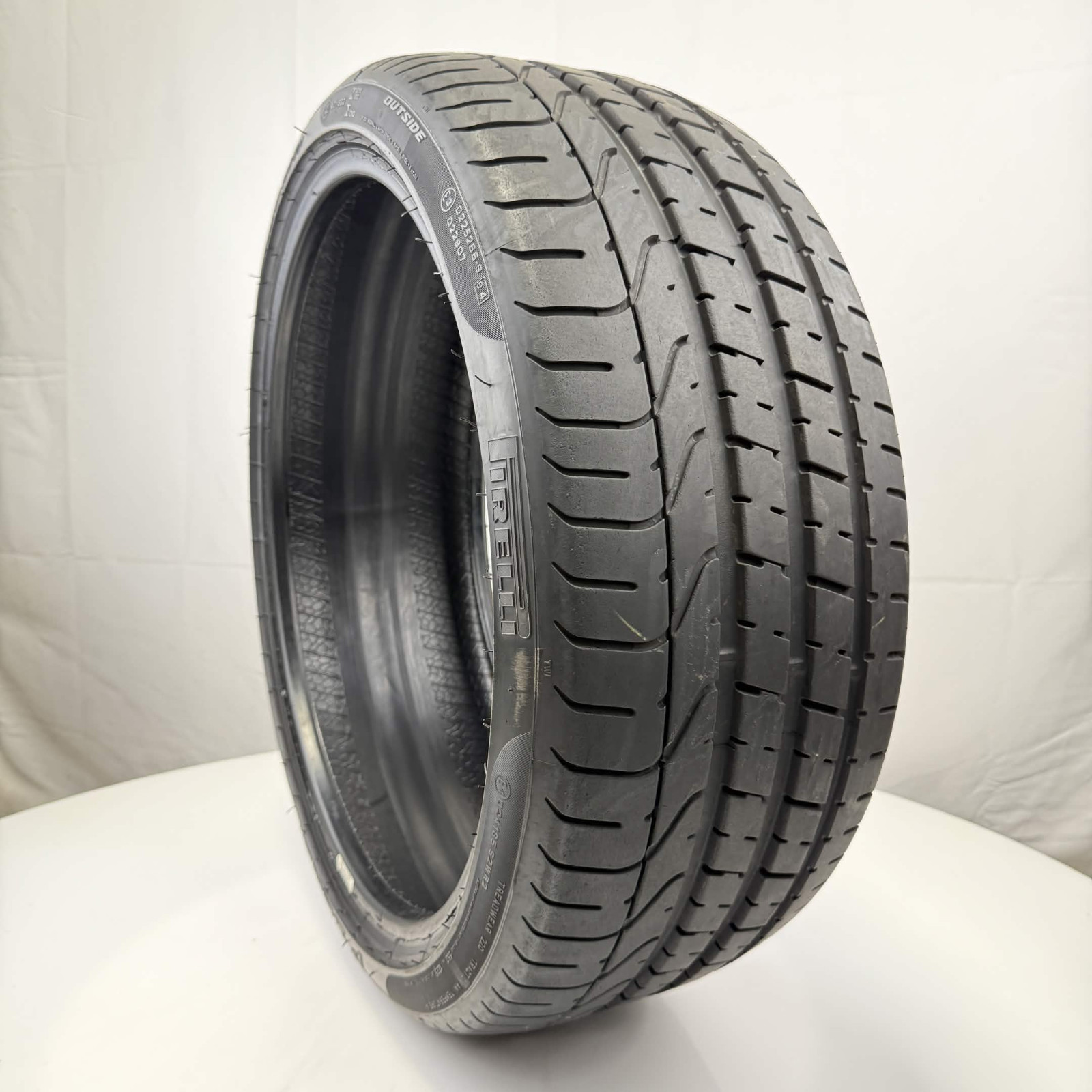 Used 235/35ZR20 Pirelli P Zero 88Y 9/32 (DOT 18)