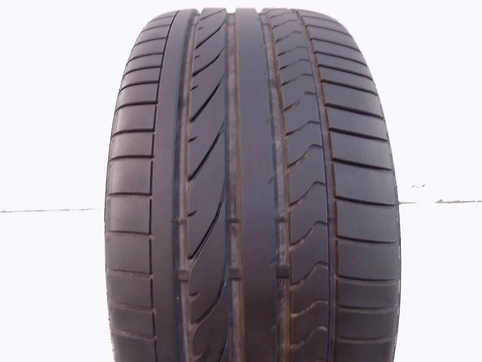P275/40R20 Bridgestone Dueler H/P Sport RFT 106 W Used 8/32nds