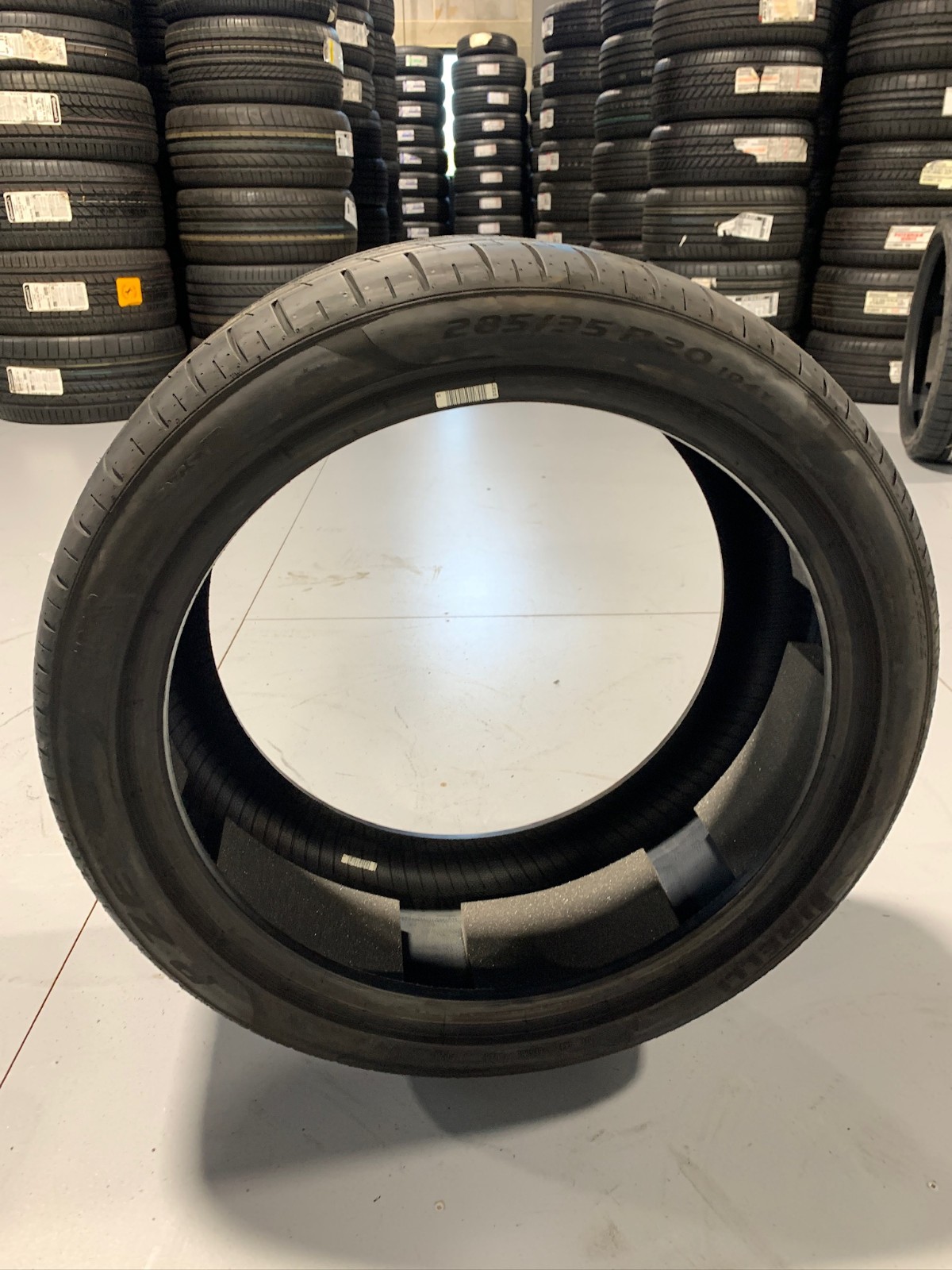 1 New 285 35 20 Pirelli P Zero PZ4 PNCS MOE Noise Cancelling Run Flat Tire