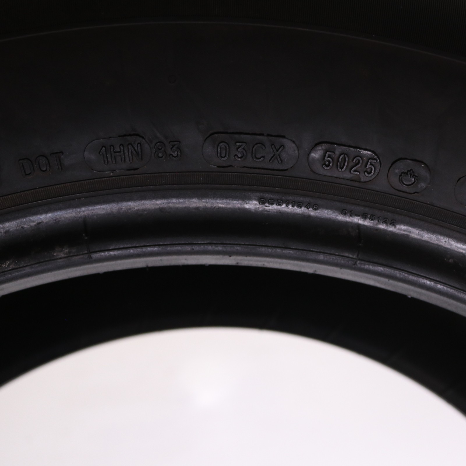 Set of 4 Used 275/60R20 Michelin Defender LTX M/S 2 – 116H – 9.5-10.5/32