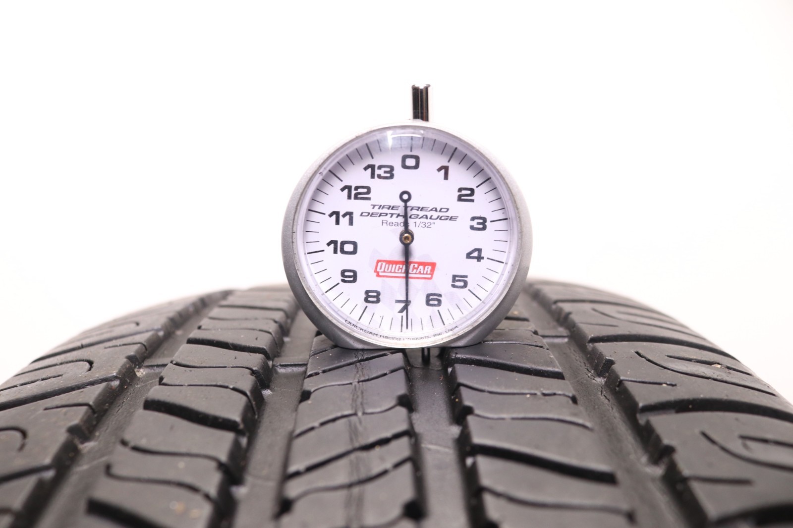 Set of 2 Used 215/65R17 Goodyear Assurance All Season – 99T – 6.5-7/32