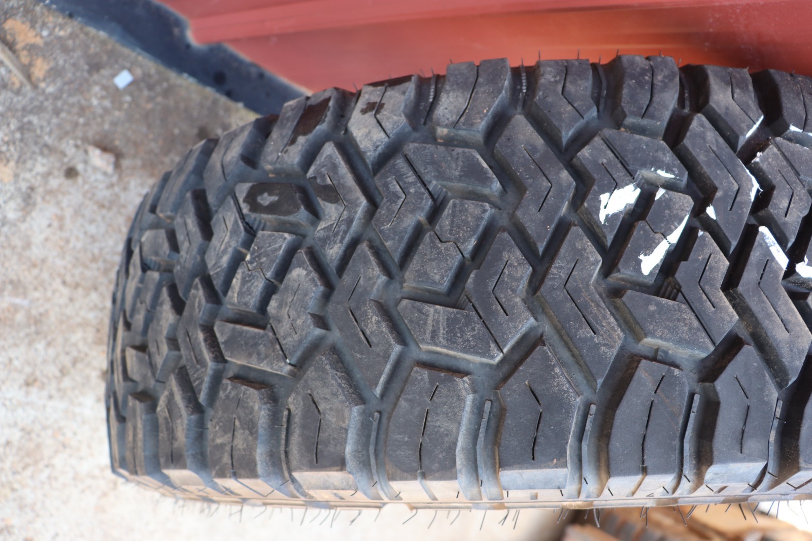 TIRE FURY COUNTRY HUNTER R/T 37X12.50 R20 LT 20″ 126Q